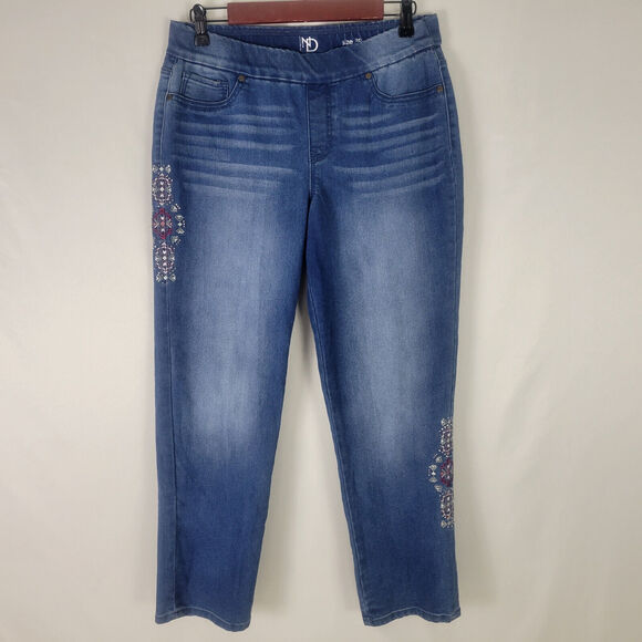 New Directions Jeans Womens 8 Blue Mid Rise Embroidered Girlfriend Pull On Denim - Picture 1 of 16